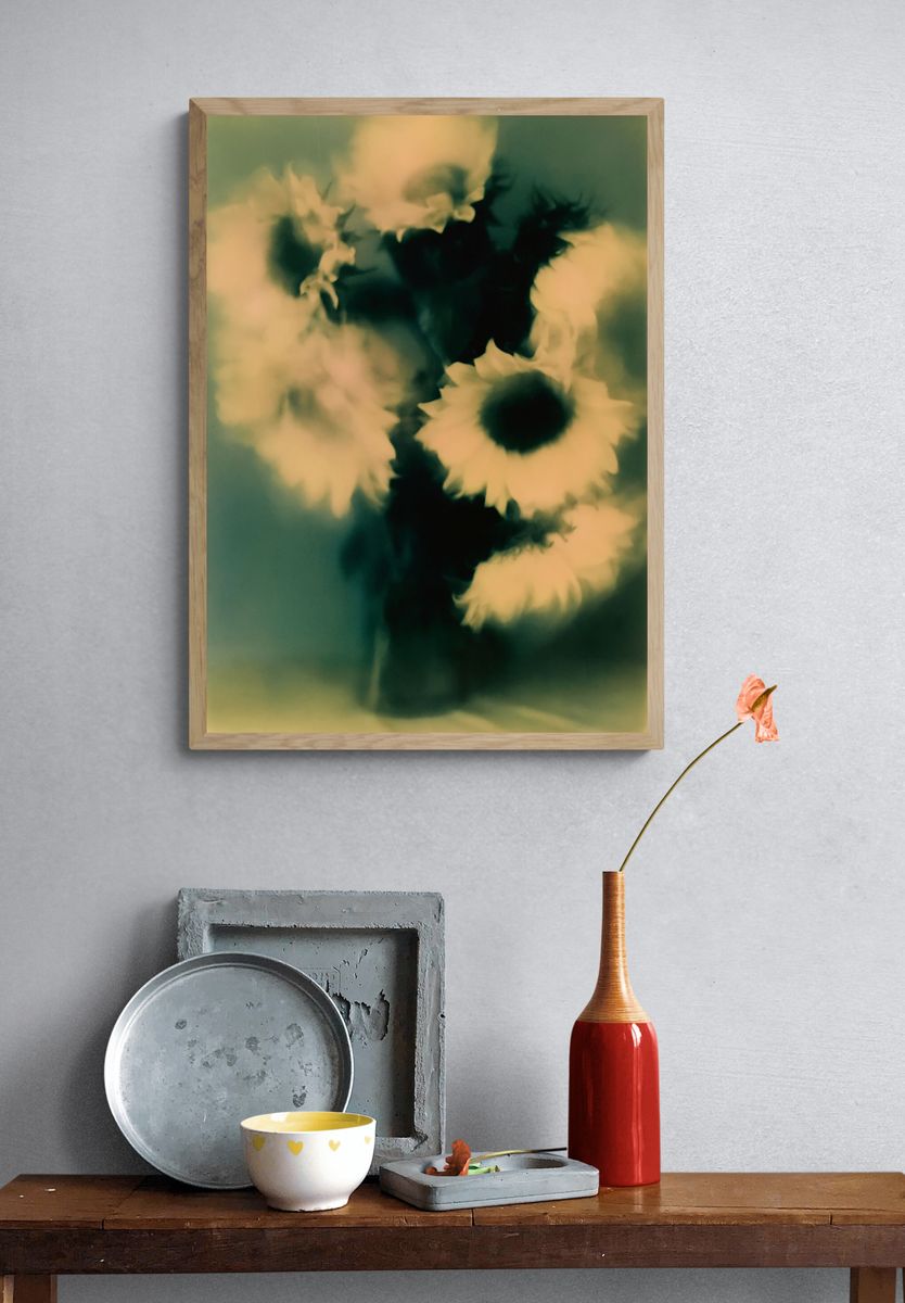 Abstract Floral Bloom Print. — room view 3