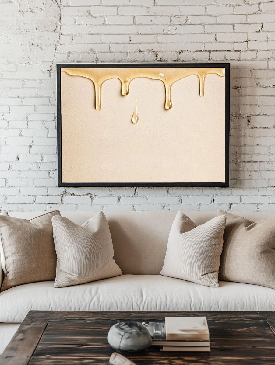 Beige background wallpaper dripping oil. — room view 1