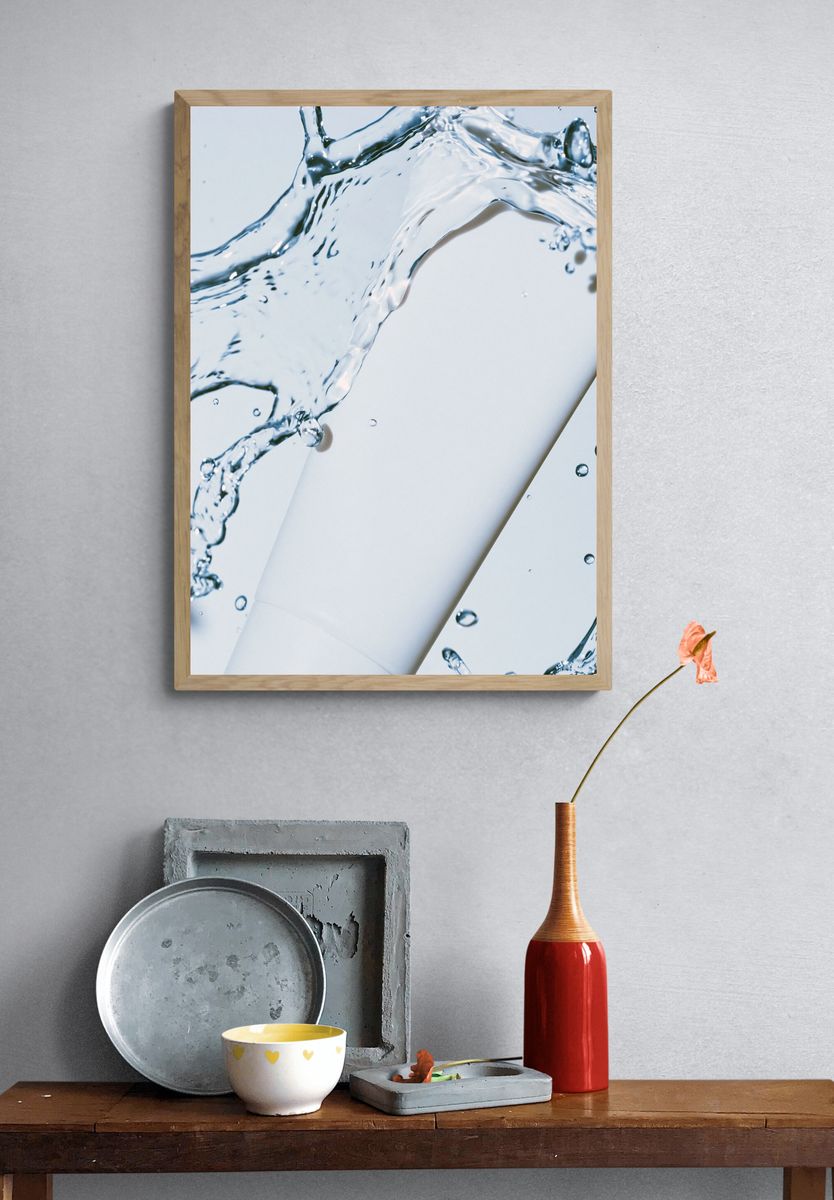 Water Splash Abstract Poster. — room view 3