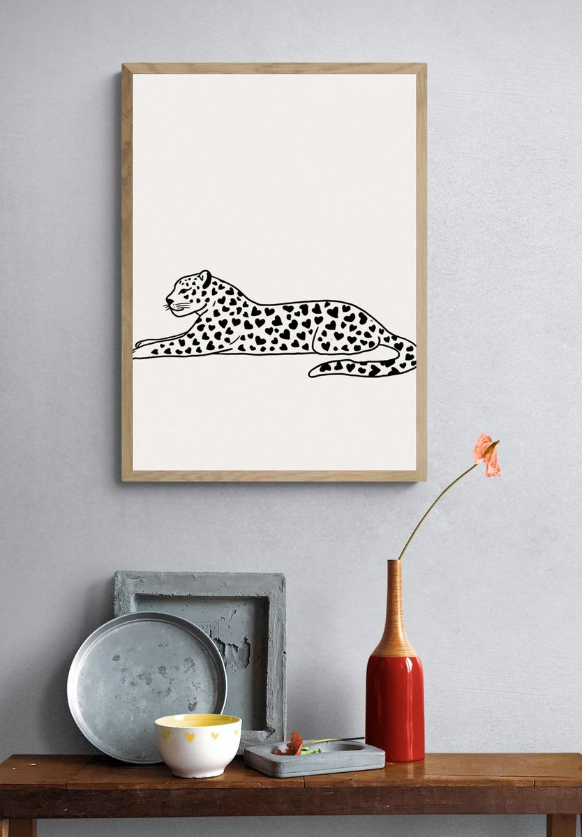 Leopard Heart Pattern Print. — room view 3