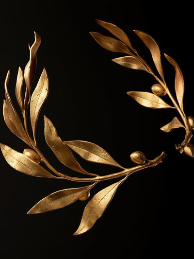 Golden Olive Wreath Print. poster