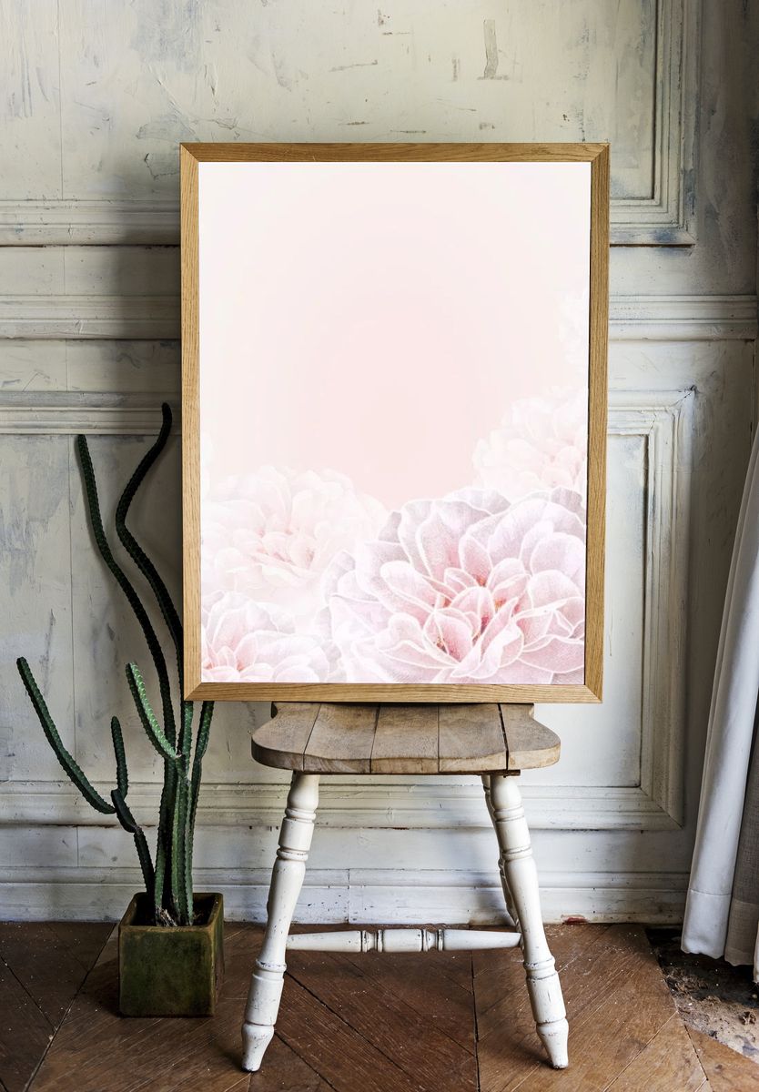 Floral frame mobile phone background. — room view 1