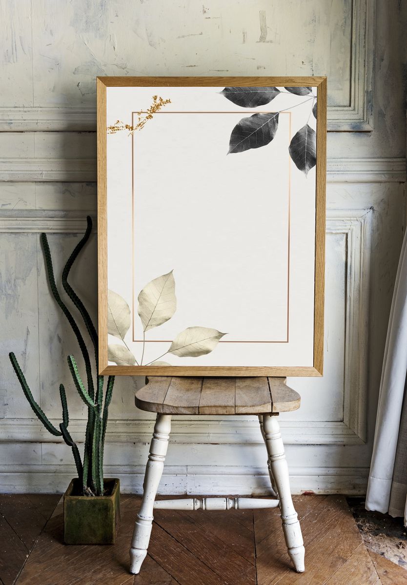 Gold frame foliage pattern marble. — room view 1