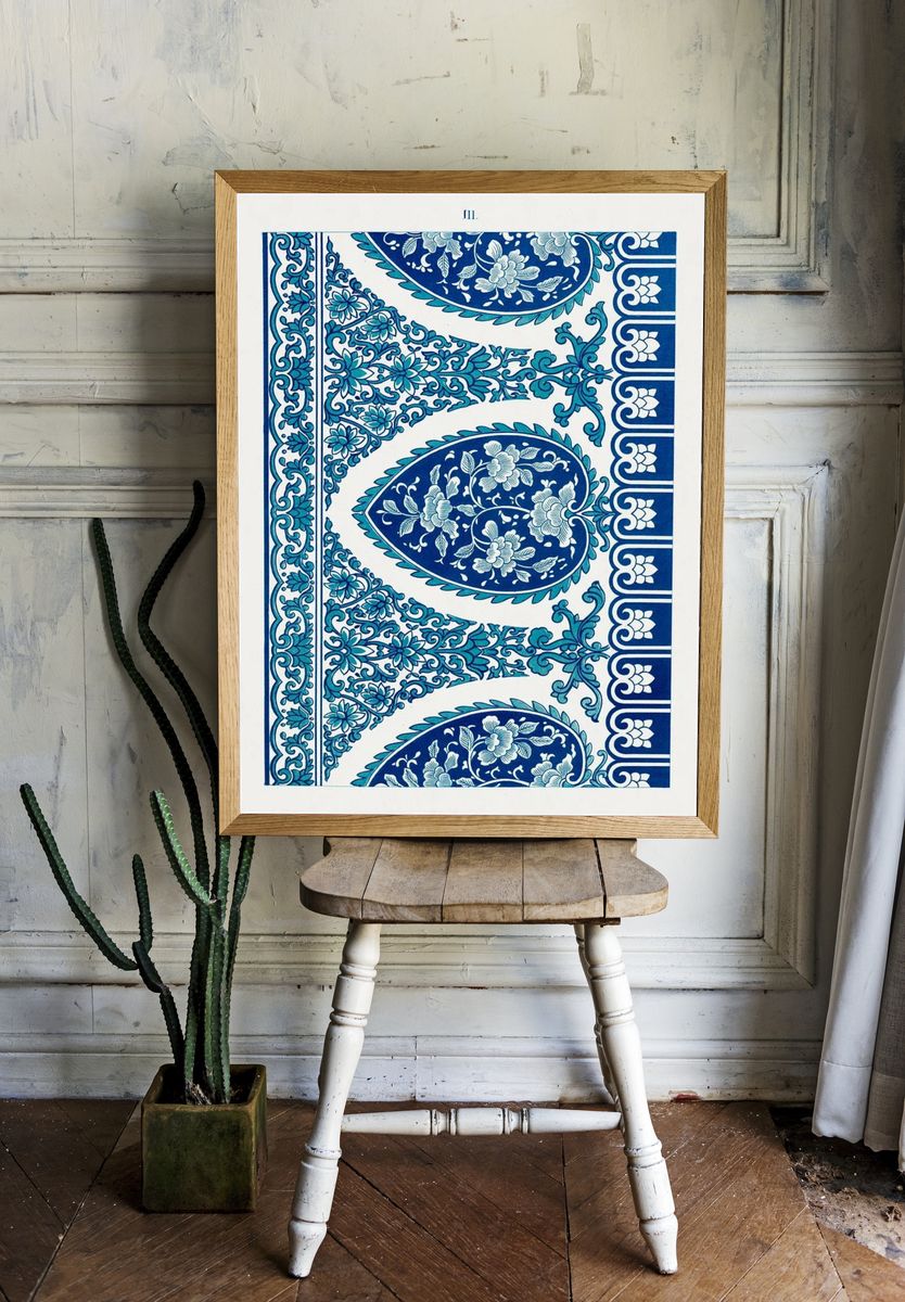 Blue Floral Paisley Pattern Print. — room view 1