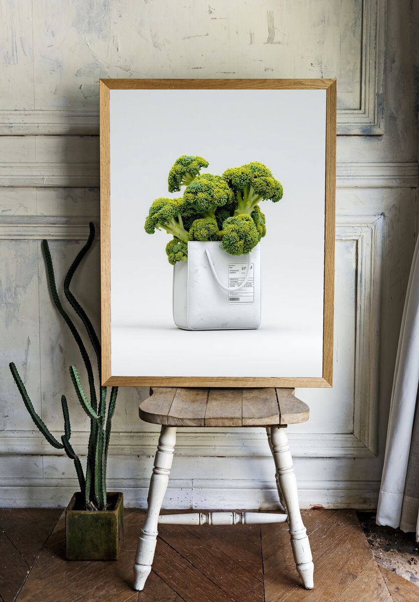 Broccoli in Tote Bag — Modern Print room preview