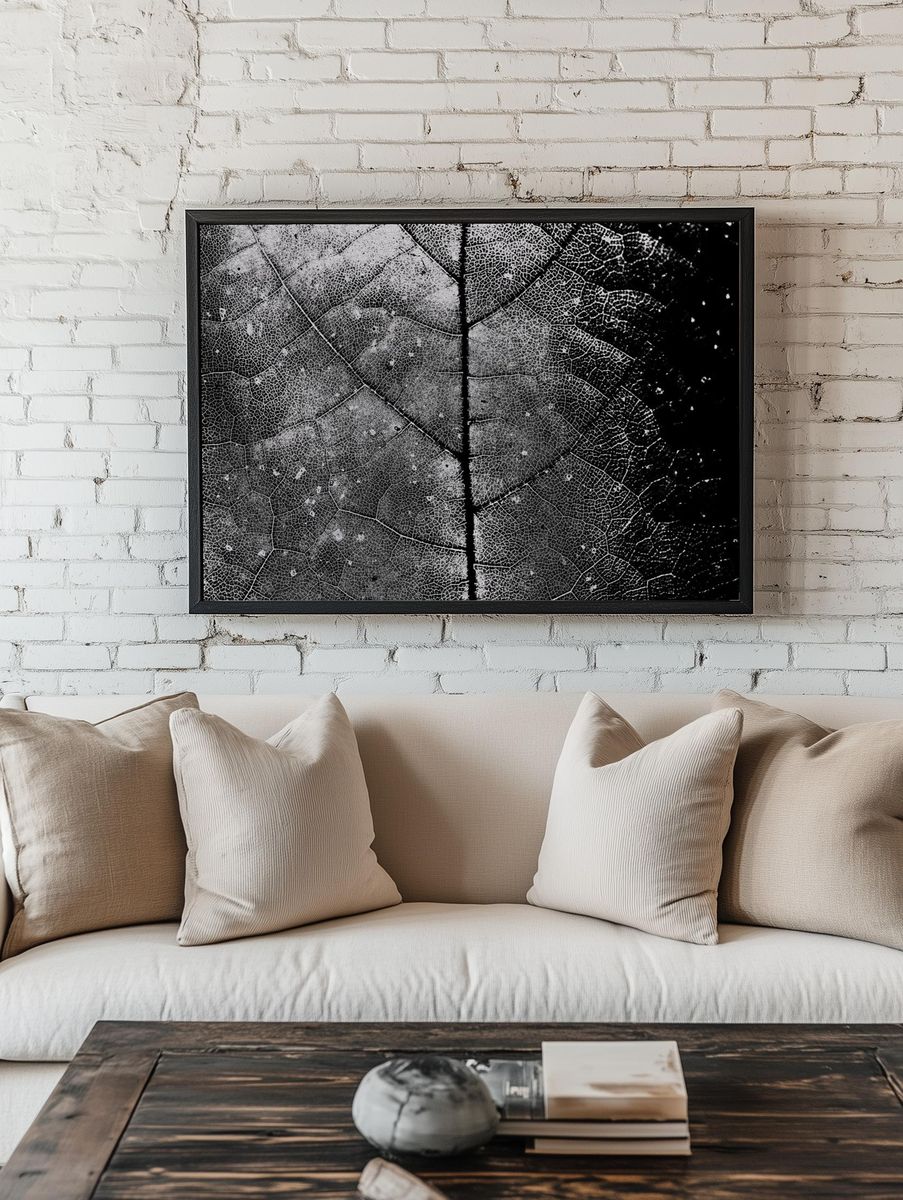Black and White Leaf Texture Poster. — room view 1
