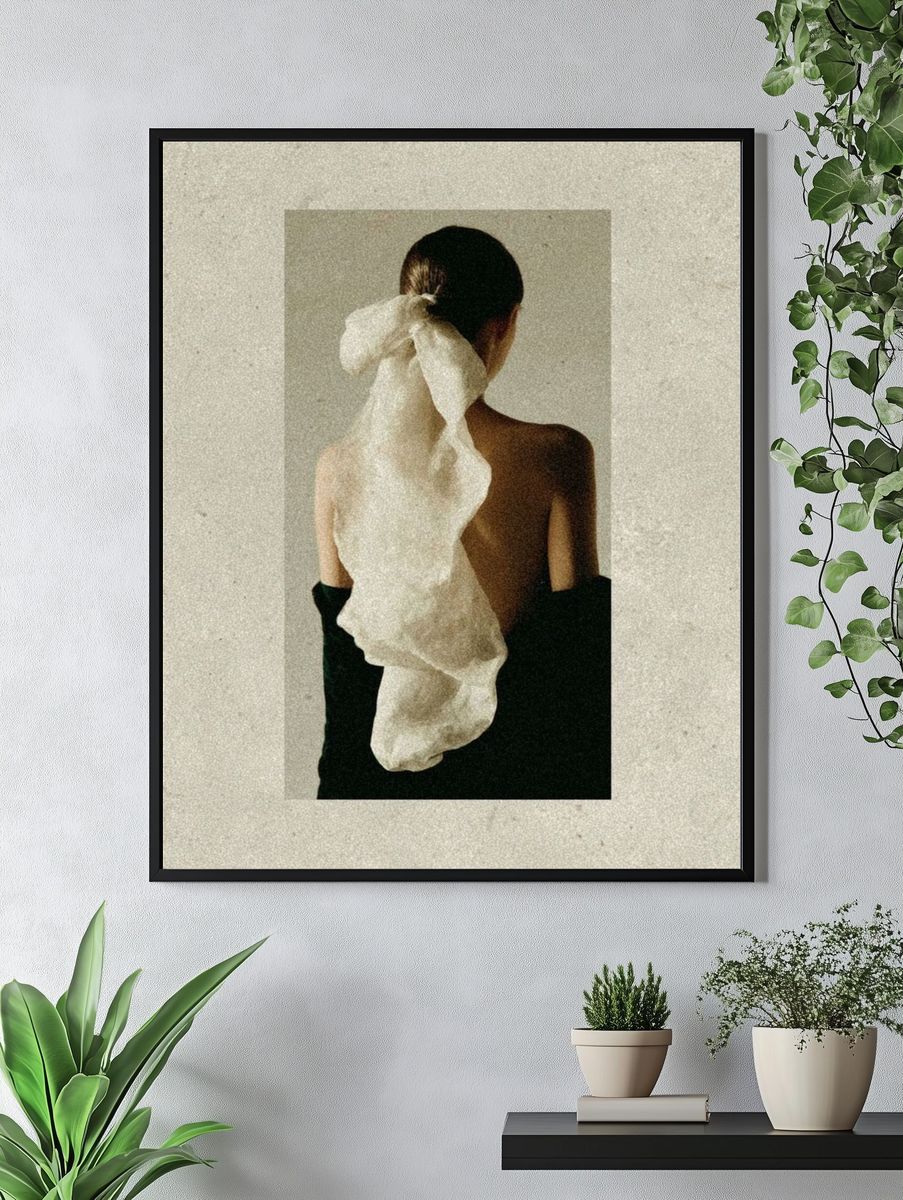 Elegant Back Portrait — Fine Art Print. — room view 4