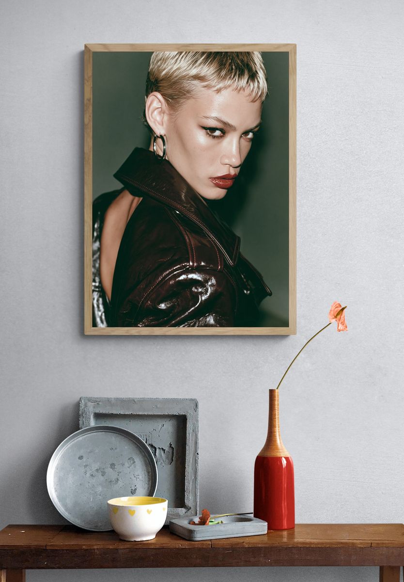 Fashion Portrait Photography Poster. — room view 3