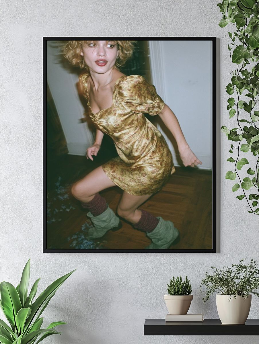 Fashion Portrait Photography Poster. — room view 4