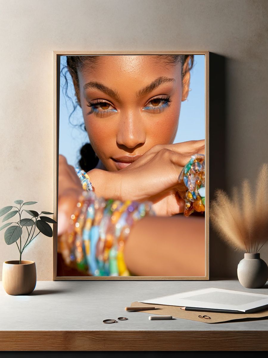 Fashion Portrait Photography Poster. — room view 2