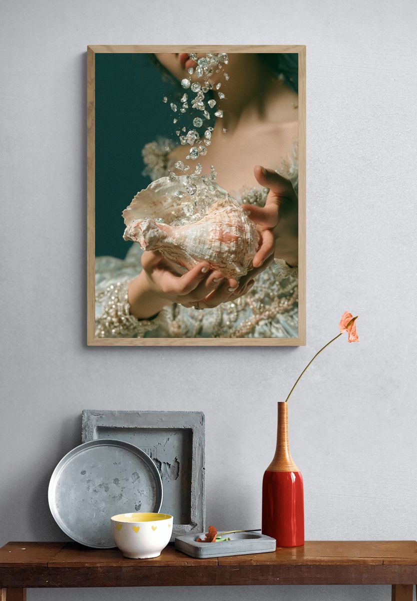 Seashell Crystal Portrait Print. — room view 3