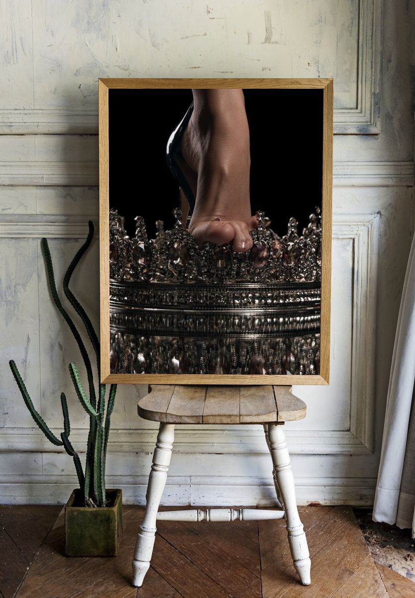 Crystal Crown Fashion Poster. — room view 1