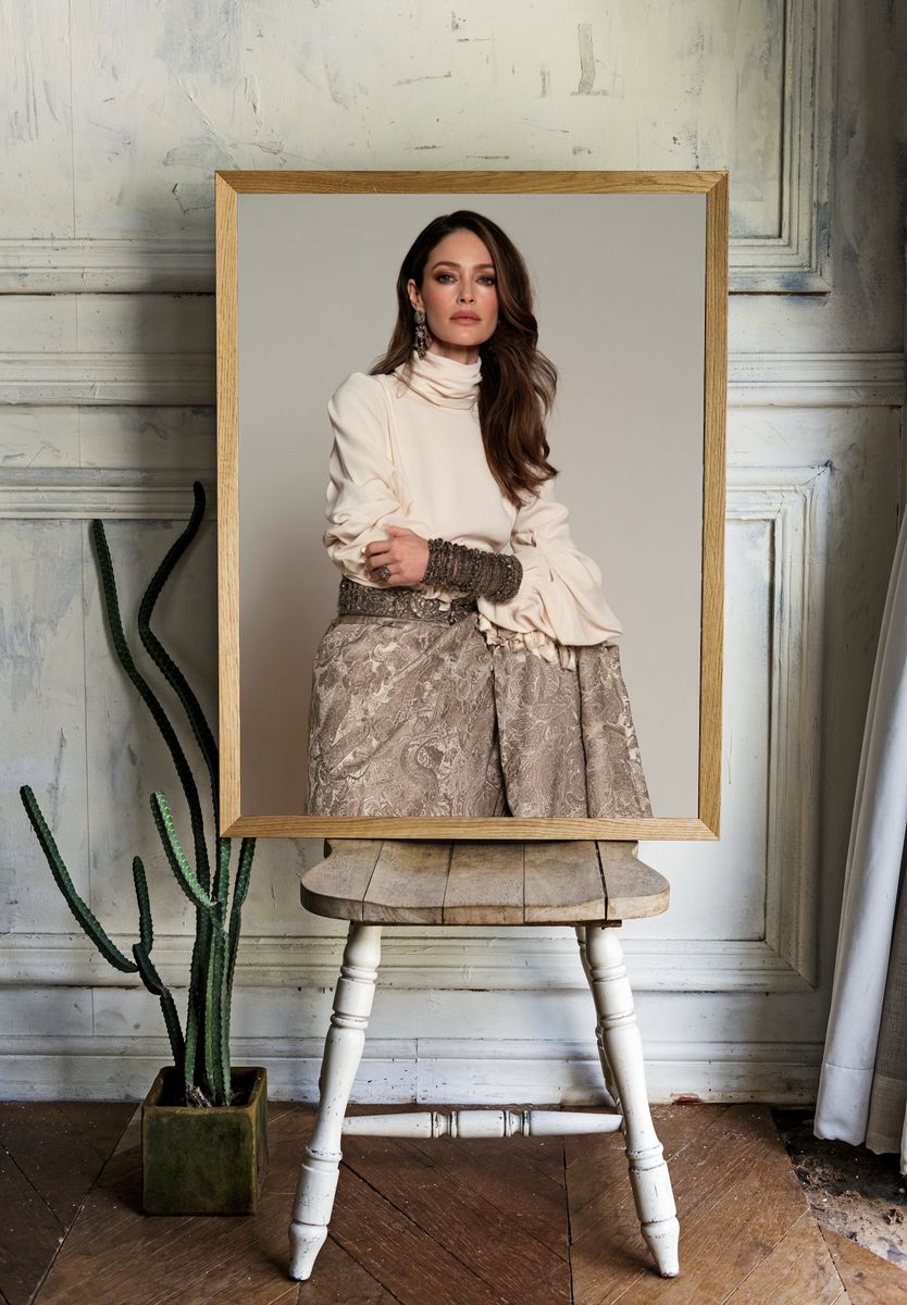 Elegant Fashion Portrait Poster. — room view 1