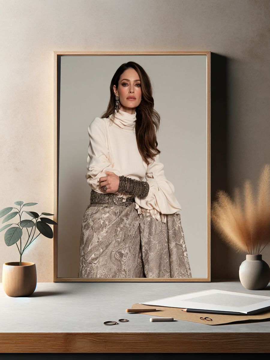 Elegant Fashion Portrait Poster. — room view 2