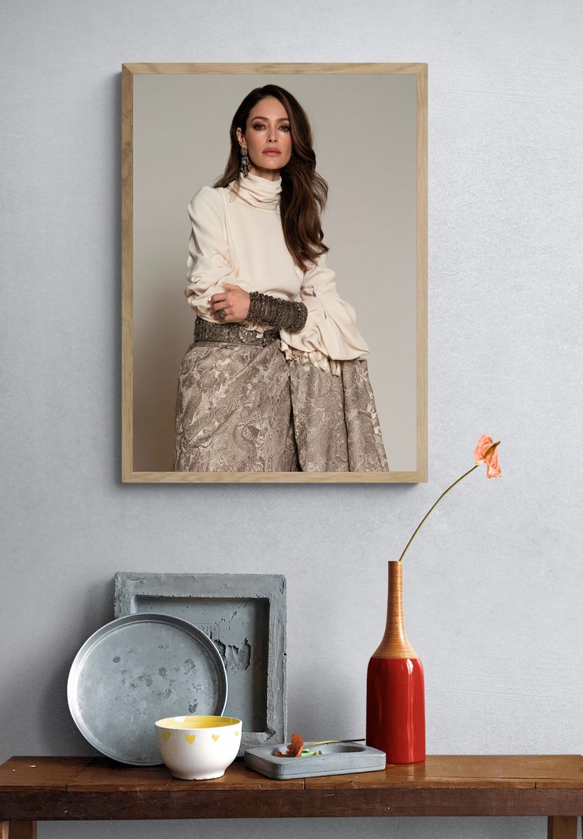 Elegant Fashion Portrait Poster. — room view 3