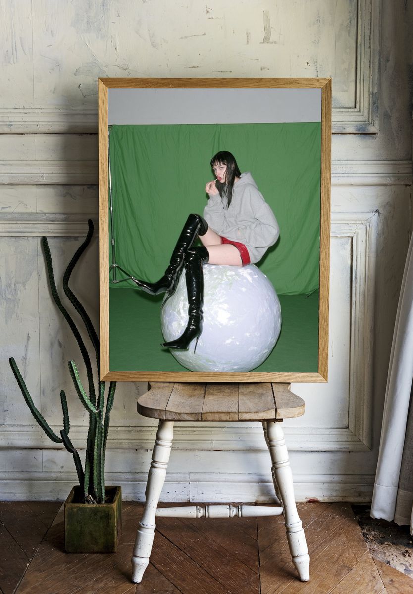 Studio Fashion Portrait Poster. — room view 1