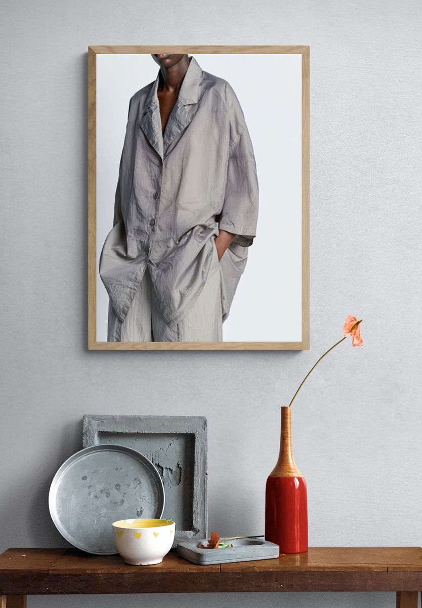 Minimalist Fashion Portrait Poster. — room view 3