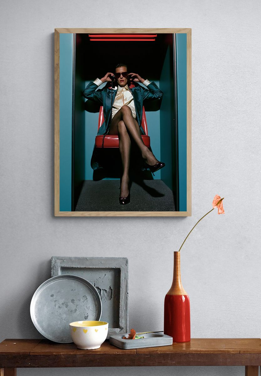 Retro Fashion Portrait Poster. — room view 3