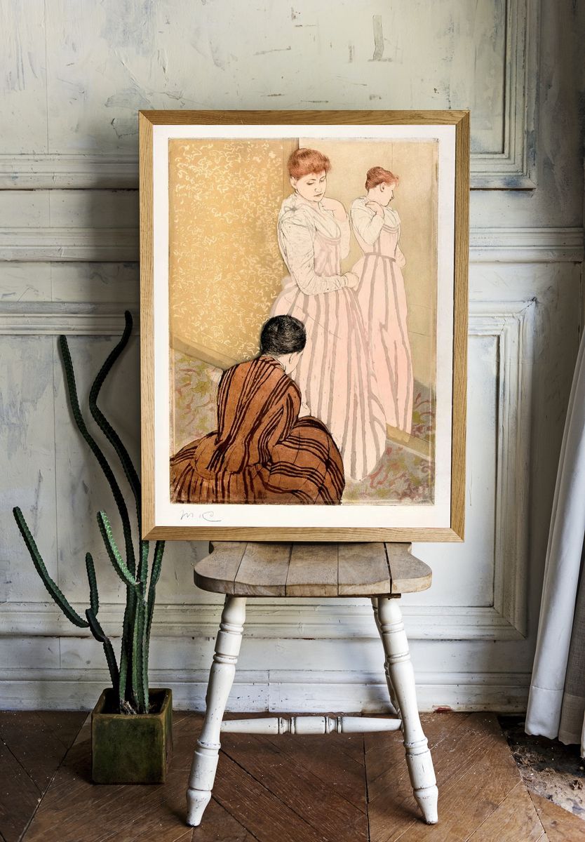 Fashion Reflection — Vintage Print. — room view 1
