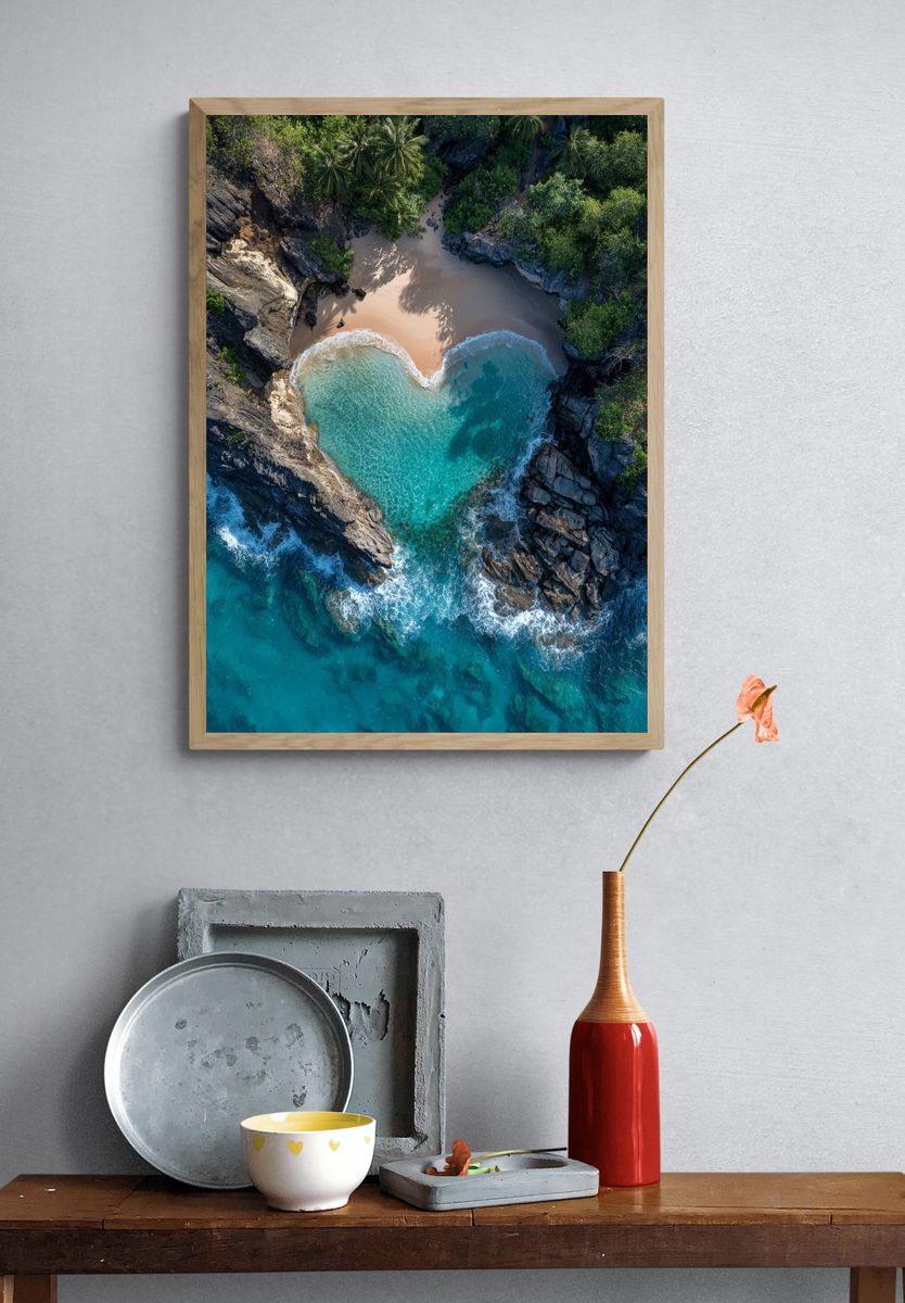 Heart-Shaped Beach — Nature Print. — room view 3