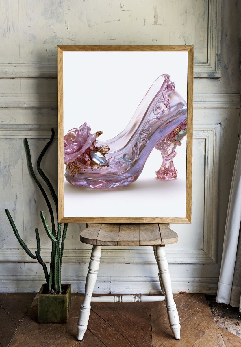 Crystal High Heel Illustration Print. — room view 1