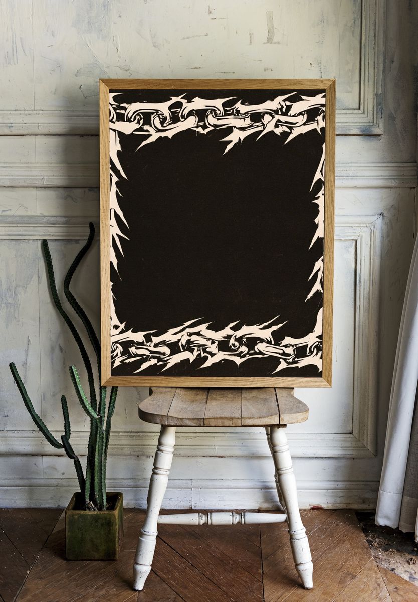 Chain Frame Black-White Poster. — room view 1