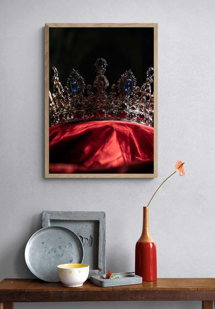 Jeweled Crown Photography Poster. — room view 3