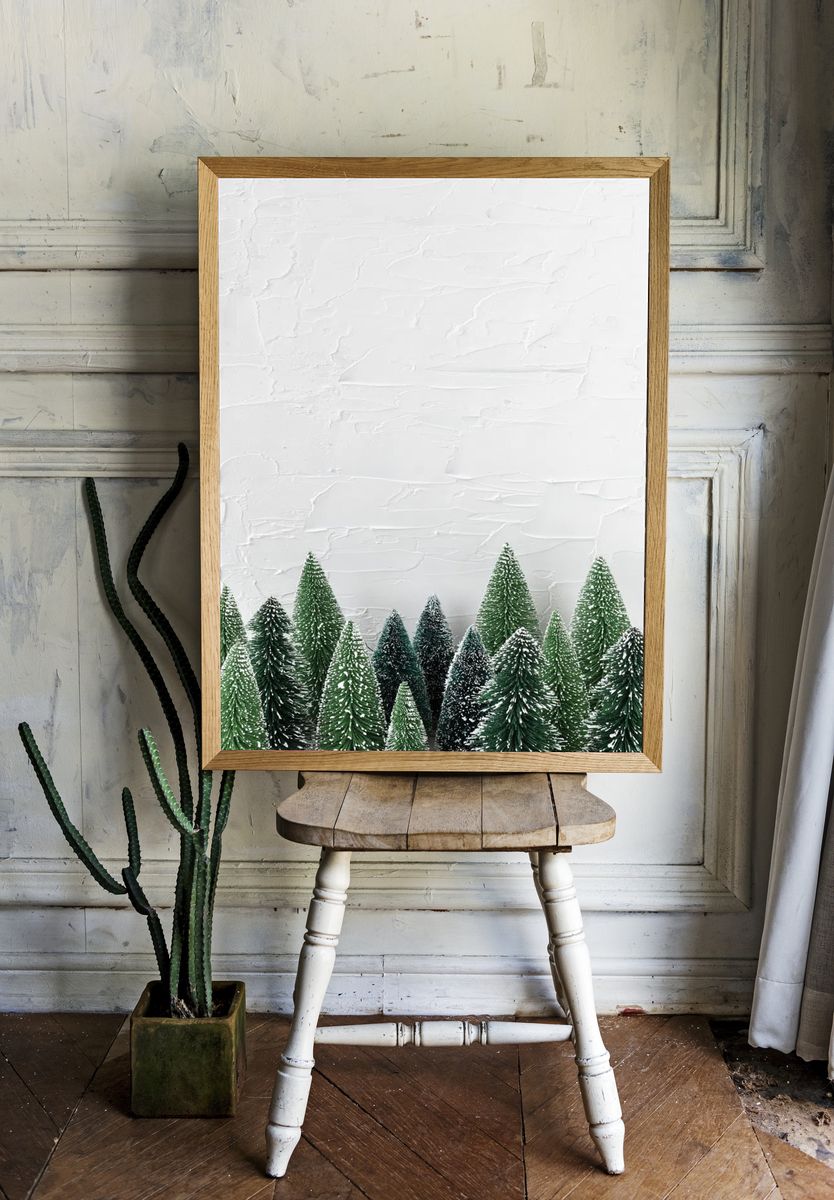Festive Christmas tree frame design. — room view 1