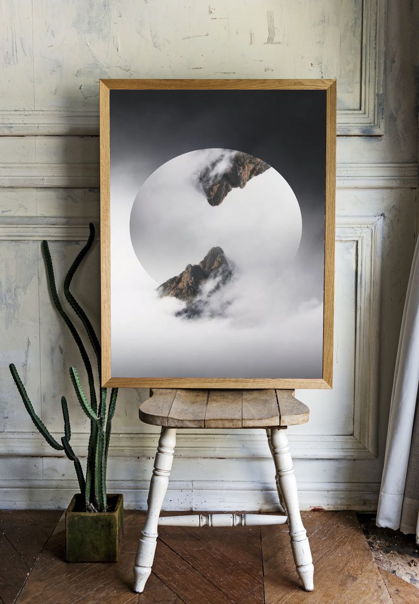 Misty Julian Alps peak round. room preview