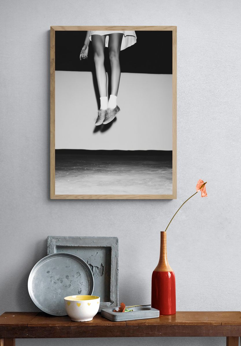 Ballet Legs Black-White Poster. — room view 3