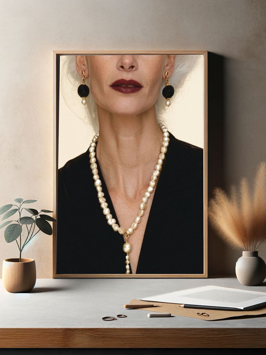 Pearl Portrait Photography Poster. — room view 2