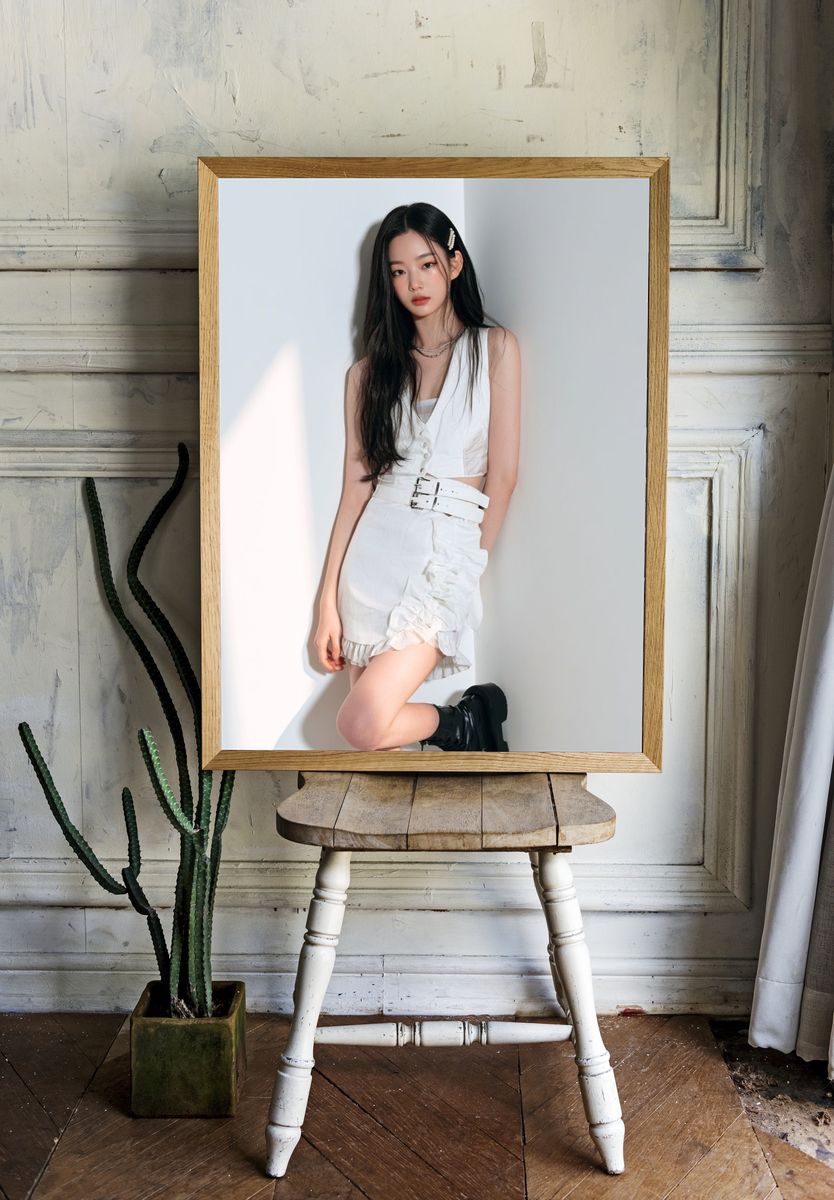 Minimalist Fashion Portrait Poster. — room view 1