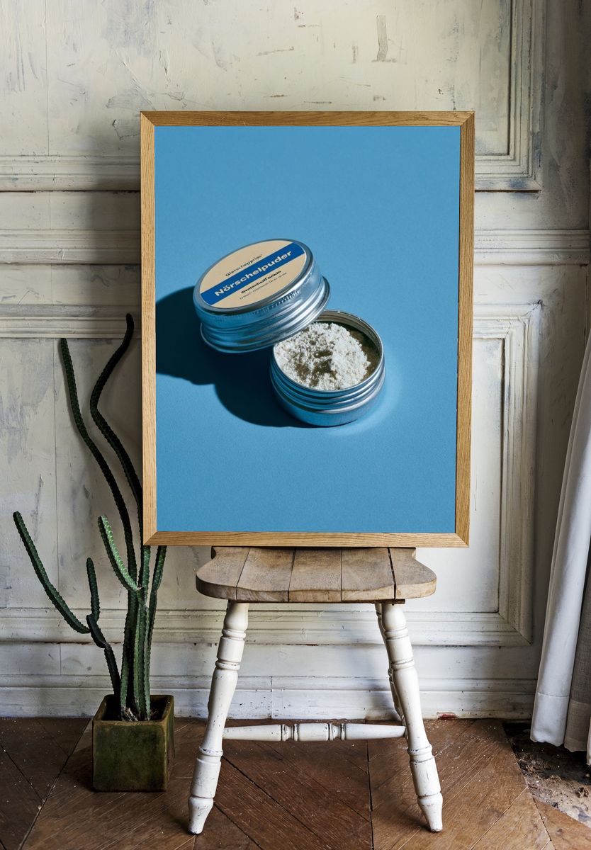 Nörschelpuder Still Life Poster. — room view 1
