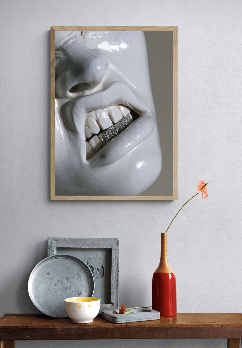 Gritty Face Close-Up Photography Poster. — room view 3