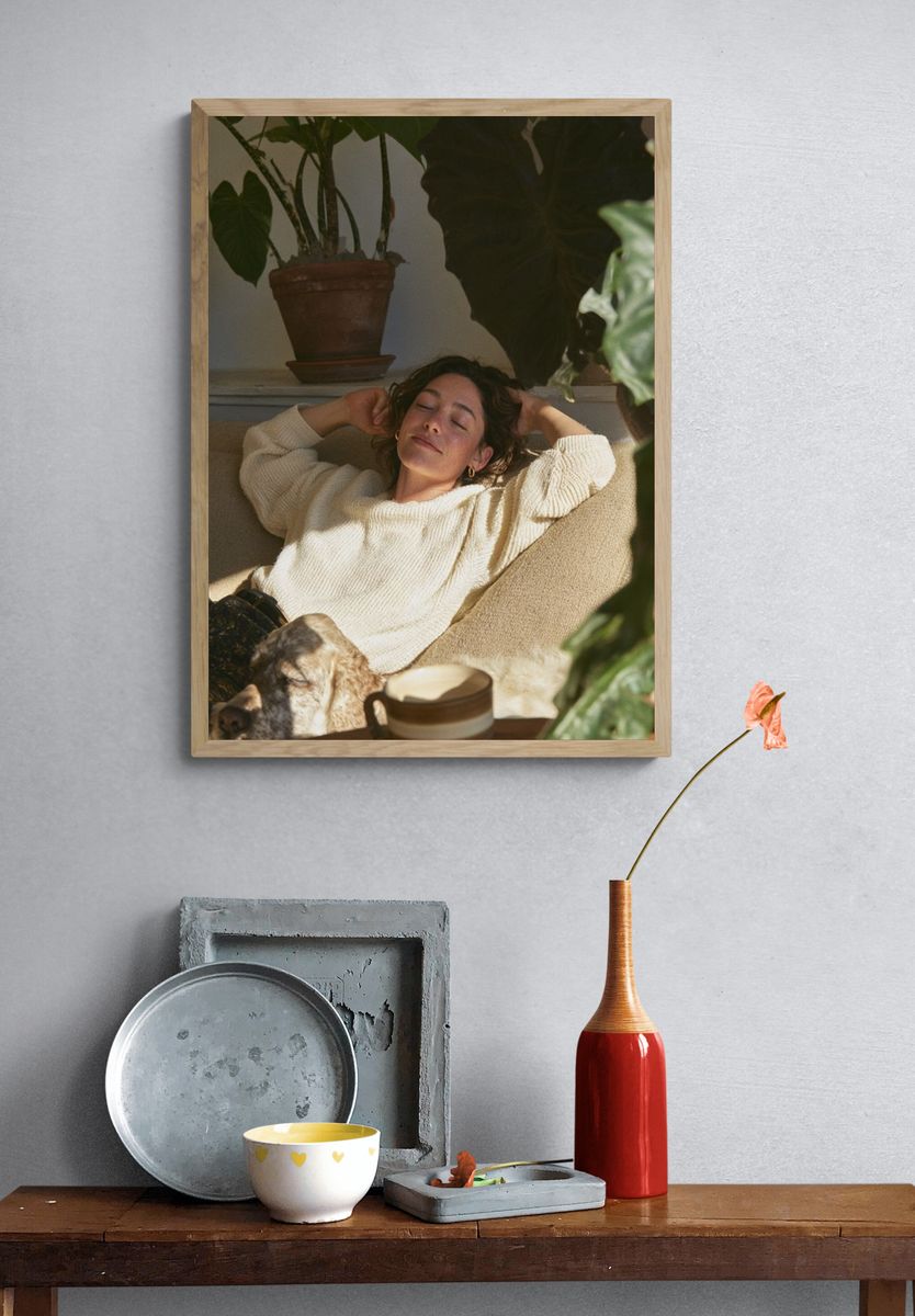 Relaxed Home Portrait Photography Poster. — room view 3