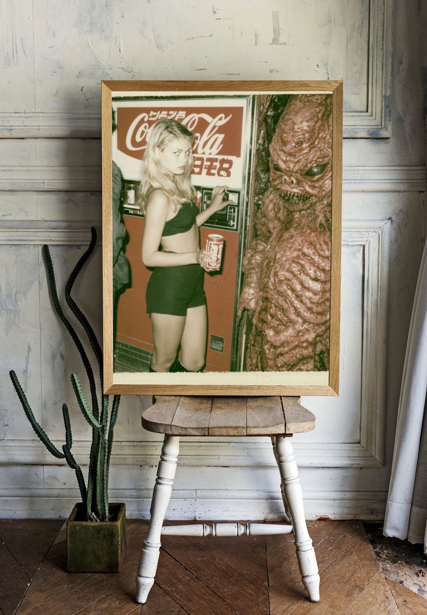 Coca-Cola Vending Machine Retro Photo Print. — room view 1