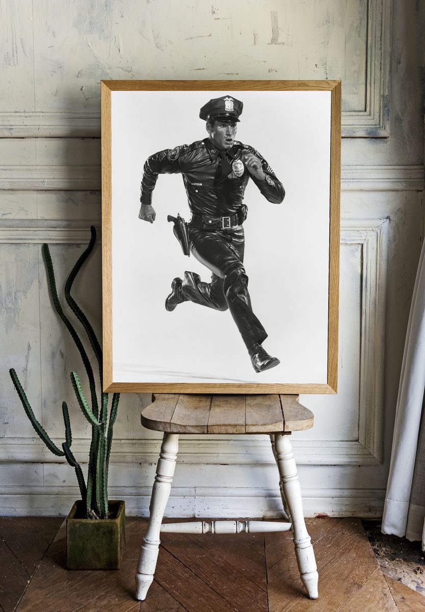Running Police Officer Black-White Poster. — room view 1
