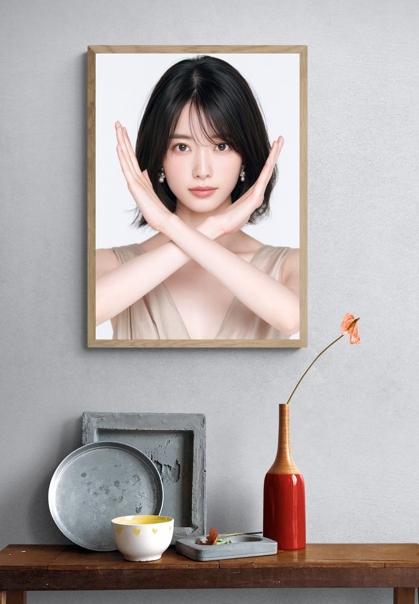 Elegant Portrait Pose Print. — room view 3