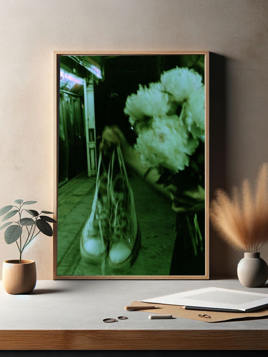 Green Subway Flowers Photography Poster. — room view 2