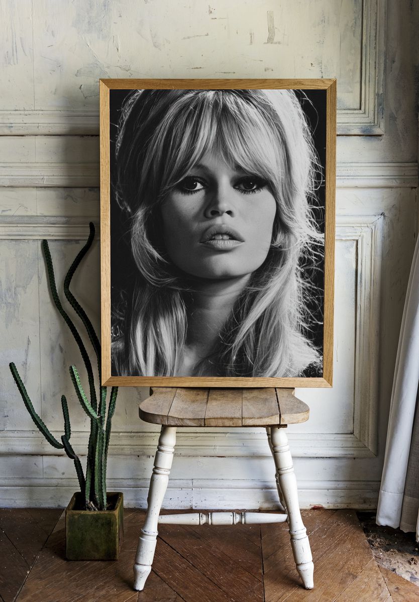 Blonde Portrait Photography Poster. — room view 1