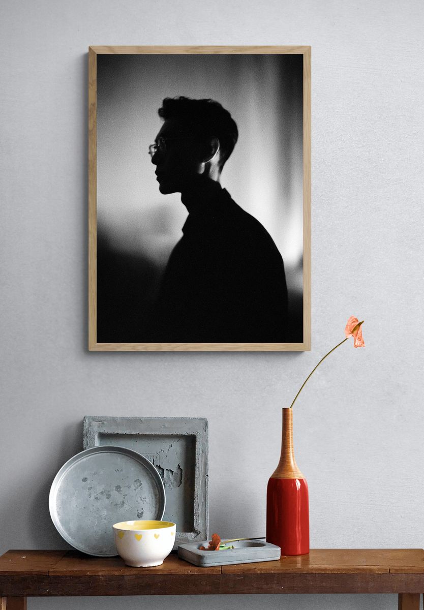 Silhouette Portrait Black-White Poster. — room view 3