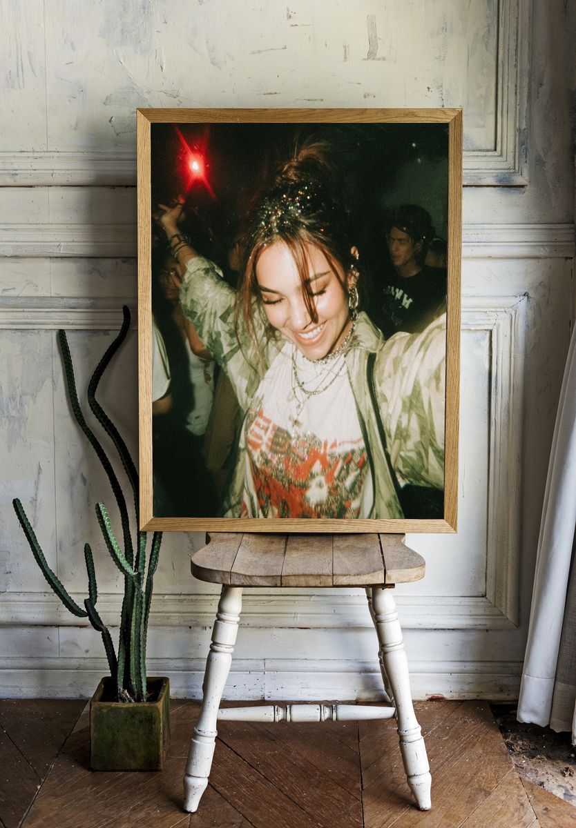 Party Portrait Photography Poster. — room view 1