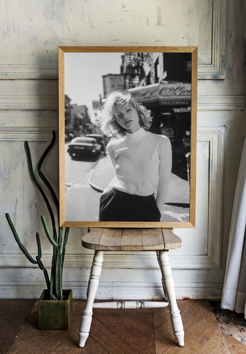 Street Portrait Black-White Poster. — room view 1