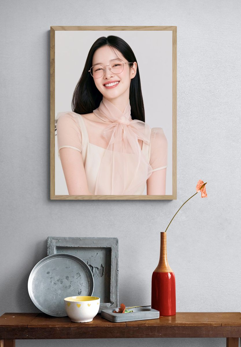 Smiling Portrait Fashion Poster. — room view 3