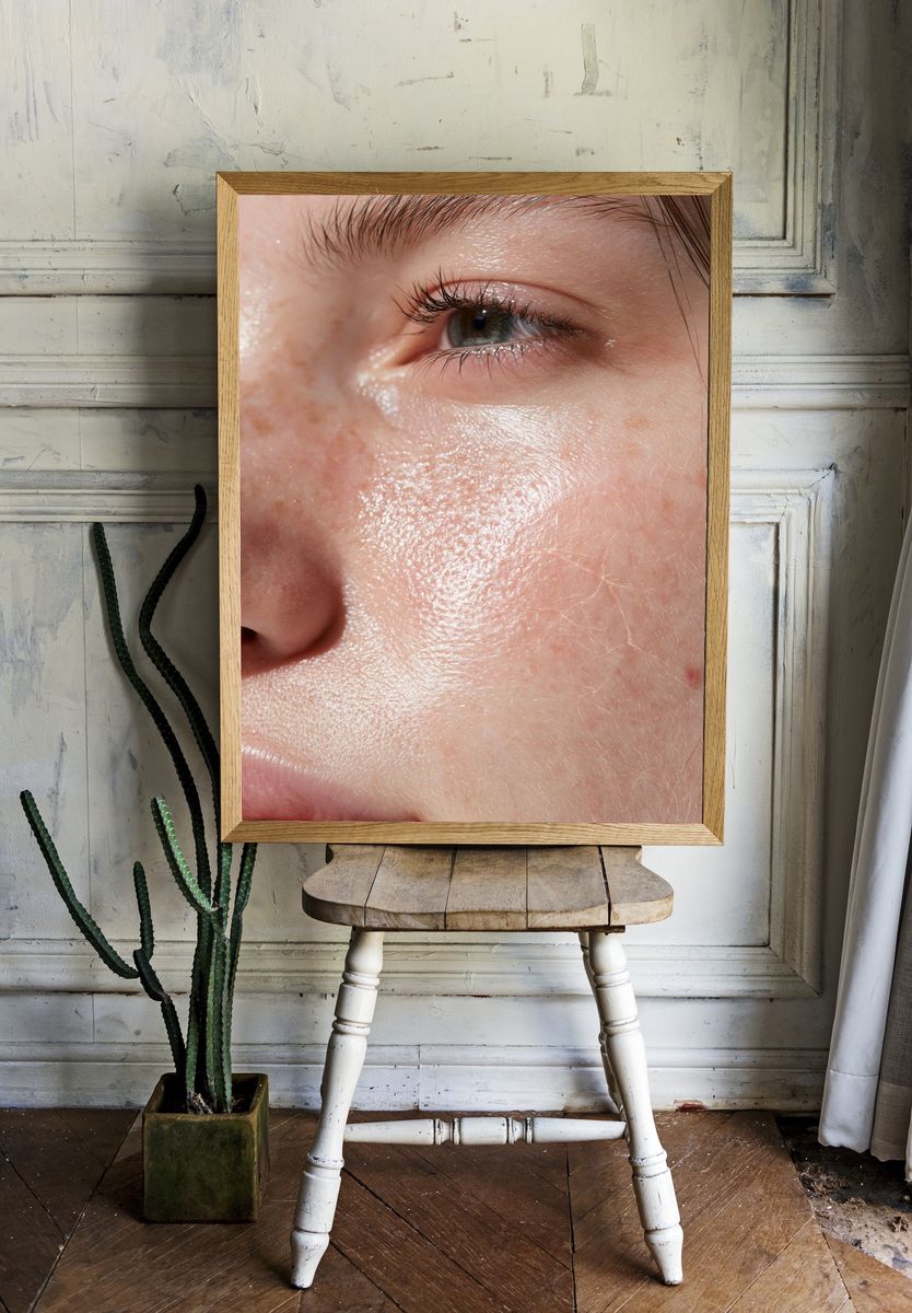 Close-Up Portrait Photography Poster. — room view 1