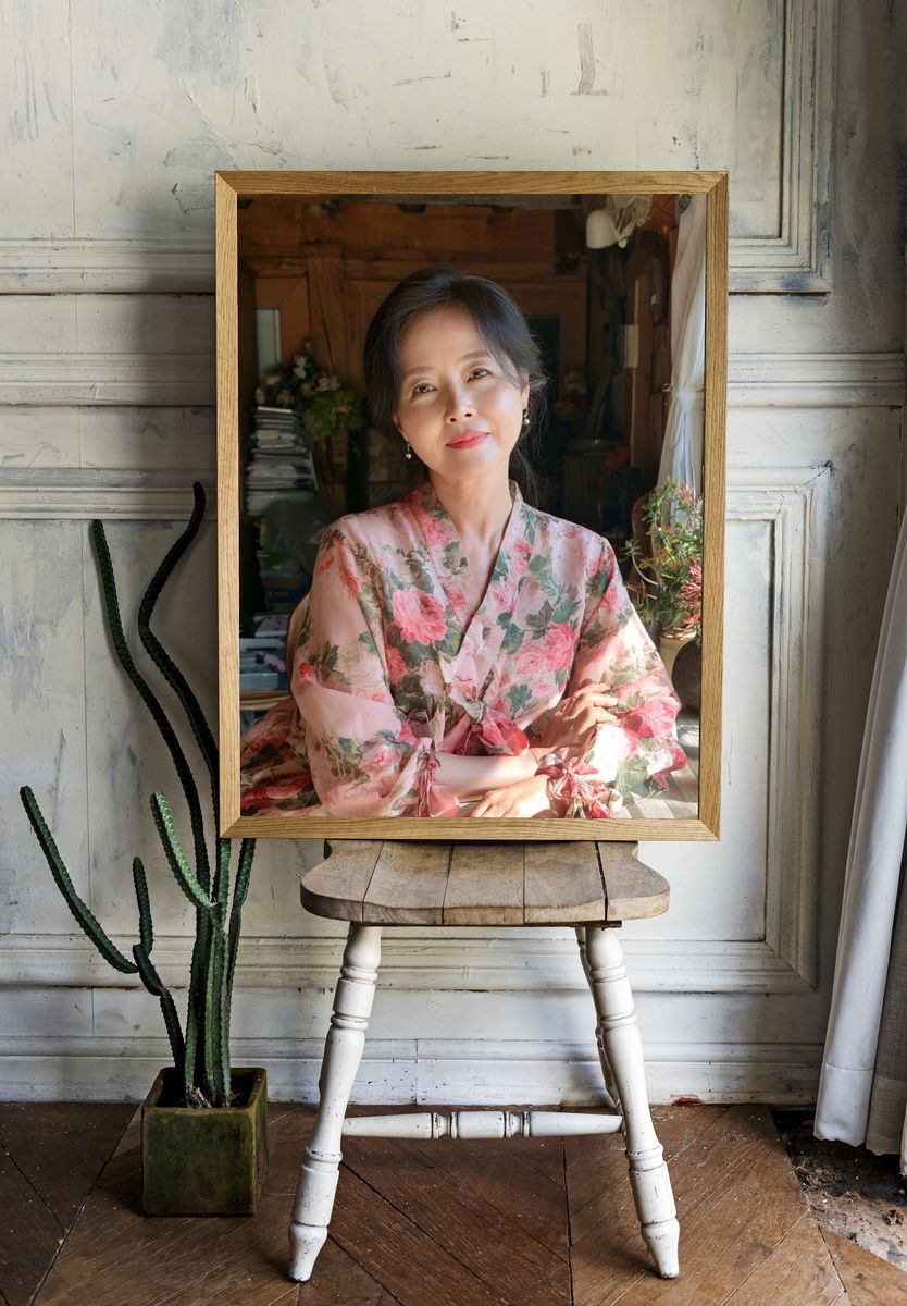 Floral Portrait Photography Poster. — room view 1