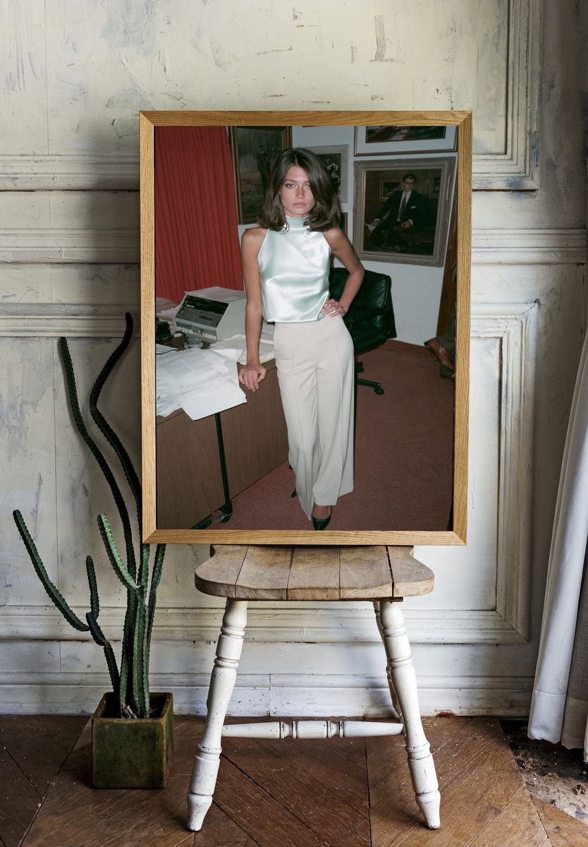 Vintage Fashion Portrait Poster. — room view 1