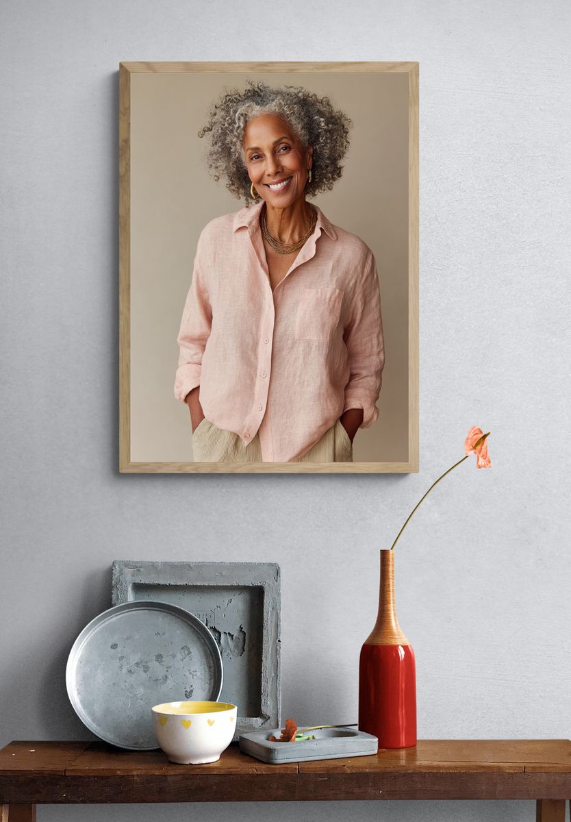 Smiling Woman Portrait — Photography Print. — room view 3