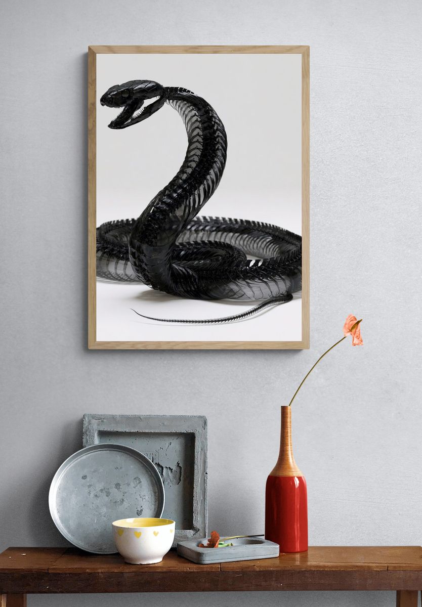 Black Snake Sculpture Poster. — room view 3
