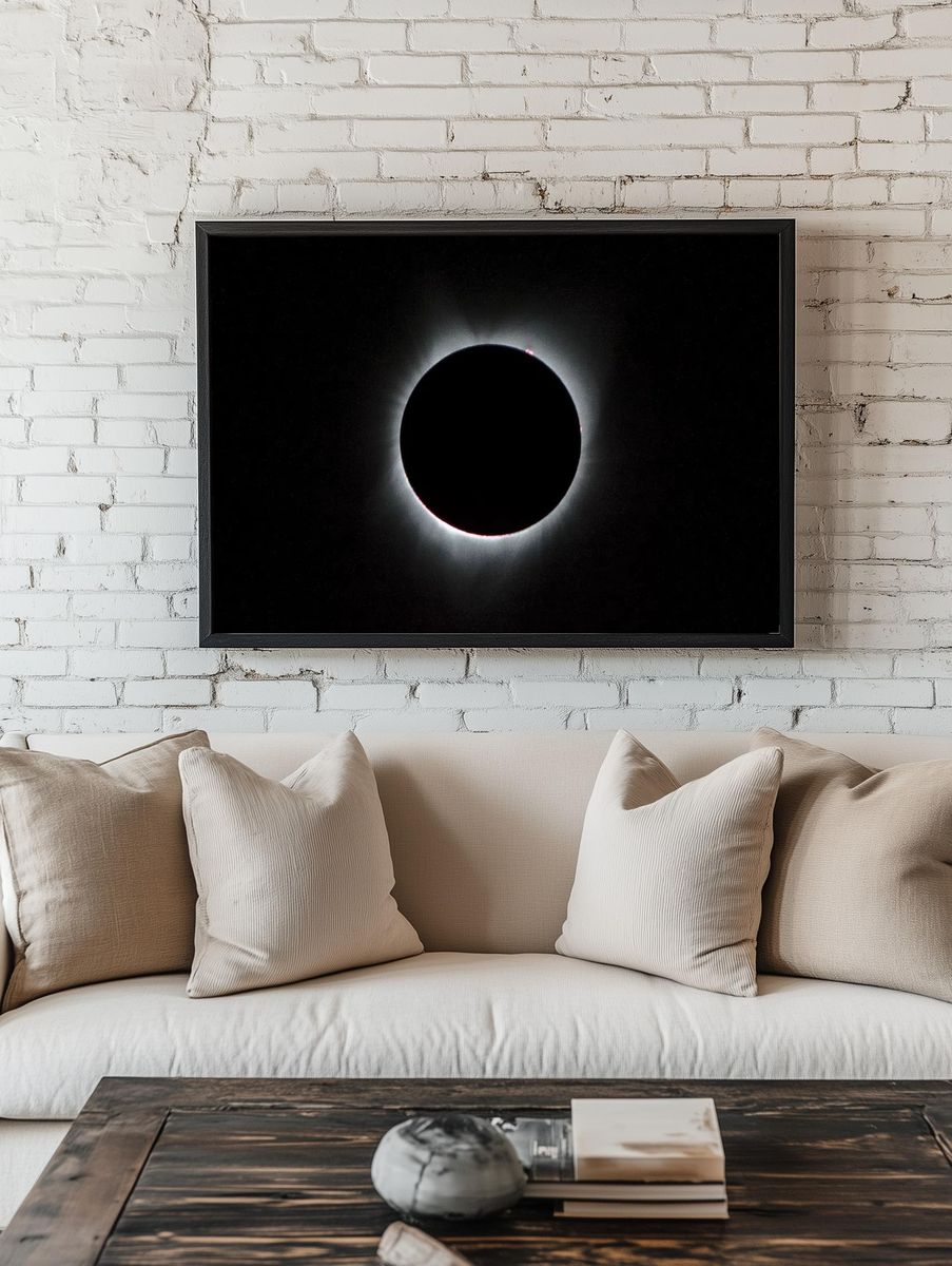 2017 Total Solar Eclipse. Original room preview